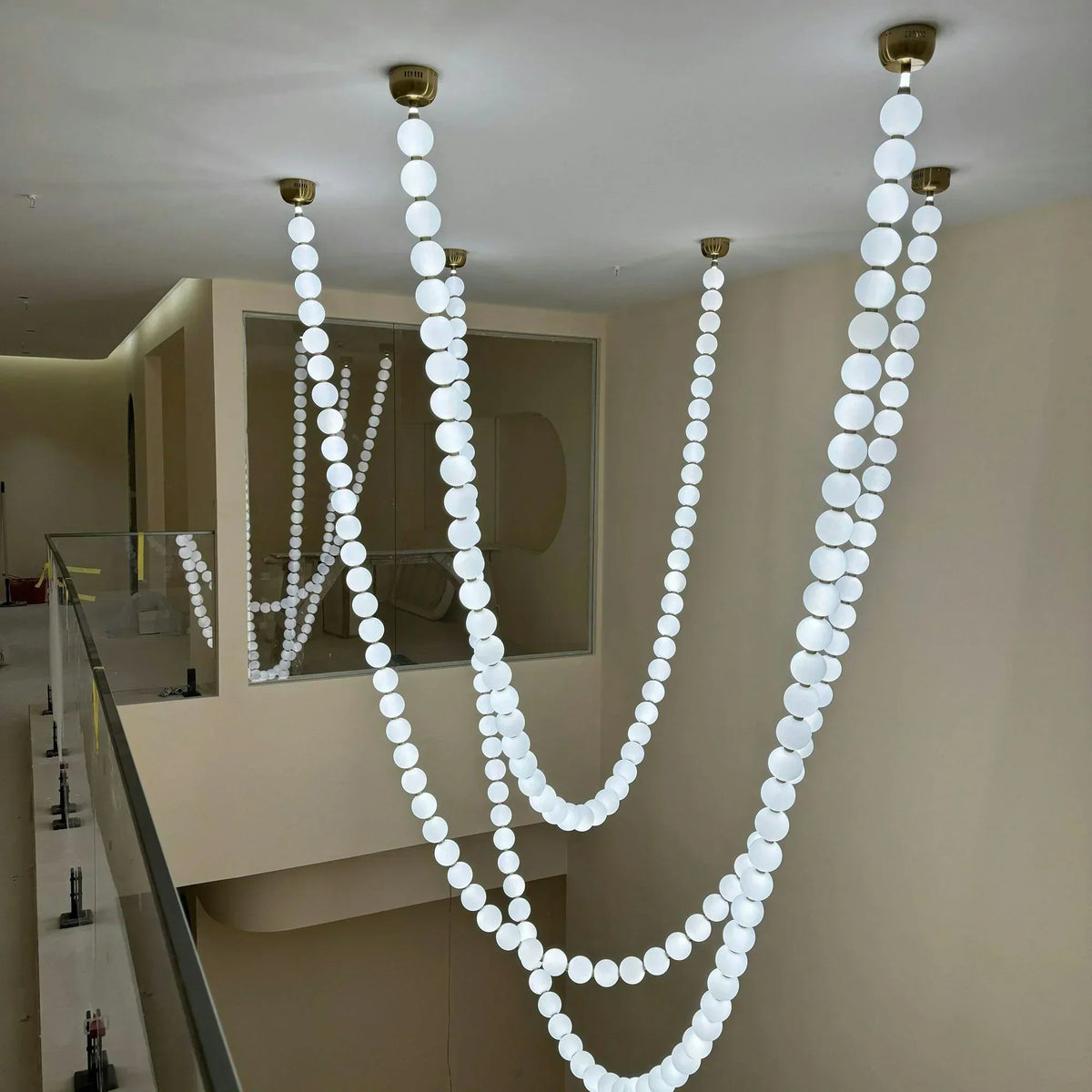 Luxurious Pearl Necklace Brass Chandelier – Brass detail 24