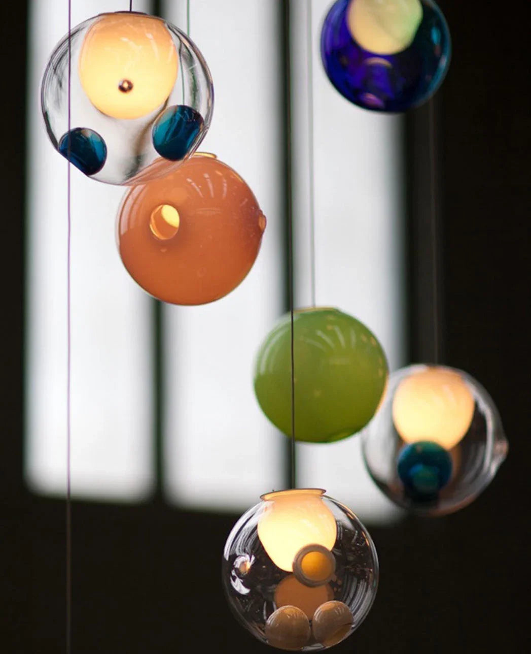 28 Single Glass Pendant Lamp – Glass detail 30