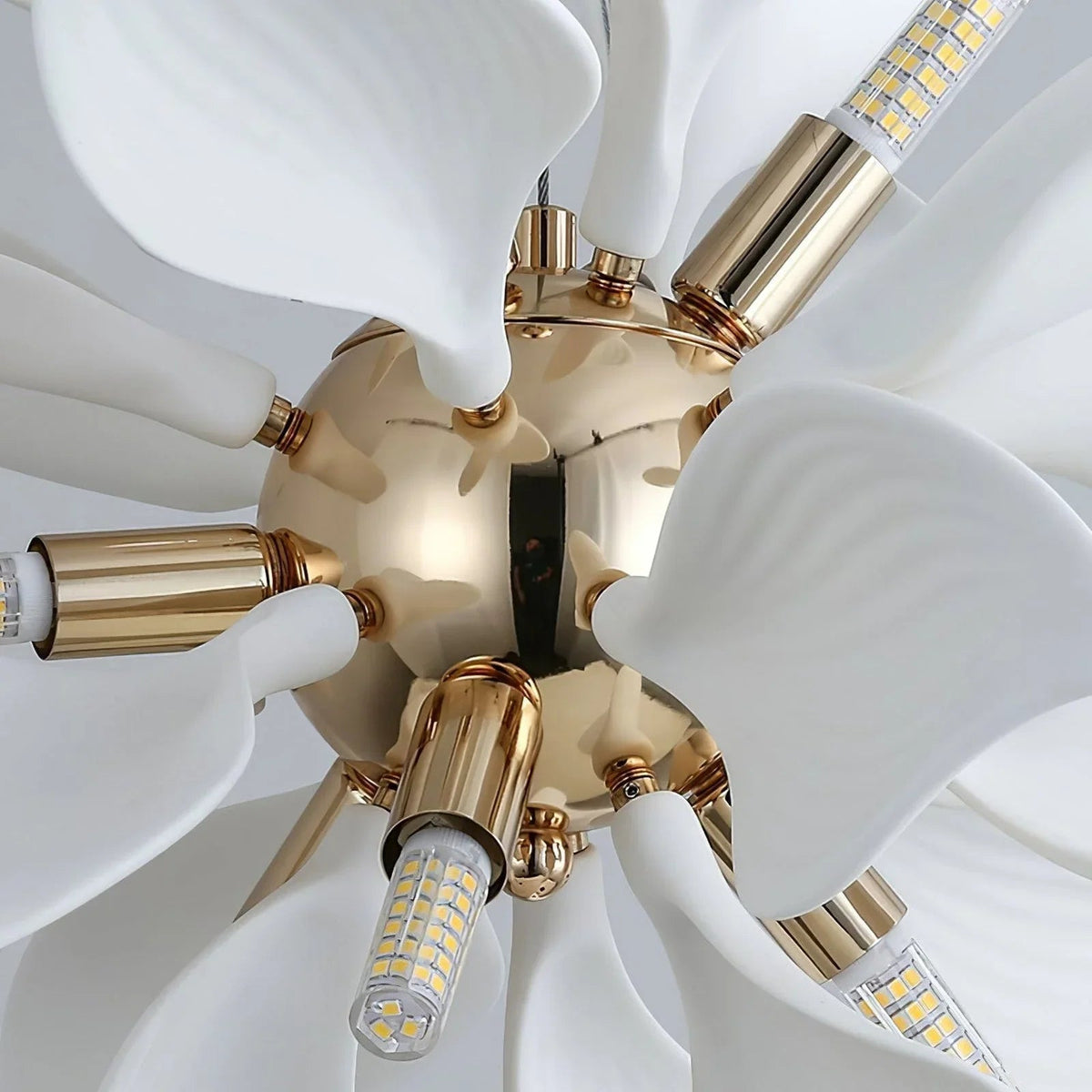 Ceramic Petals Blooming Iron Chandelier – Iron detail 14