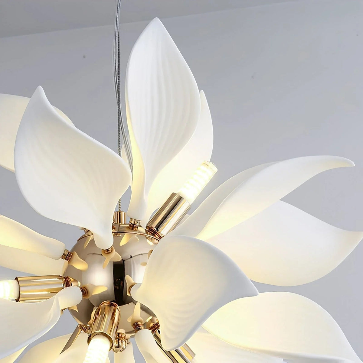 Ceramic Petals Blooming Iron Chandelier – Iron detail 13