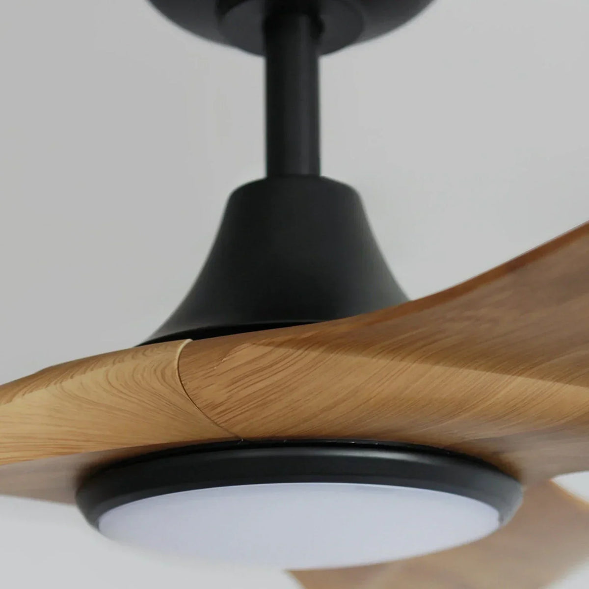 3-Blade Volant Sculptural Copper Ceiling Fan Light – Copper detail 9