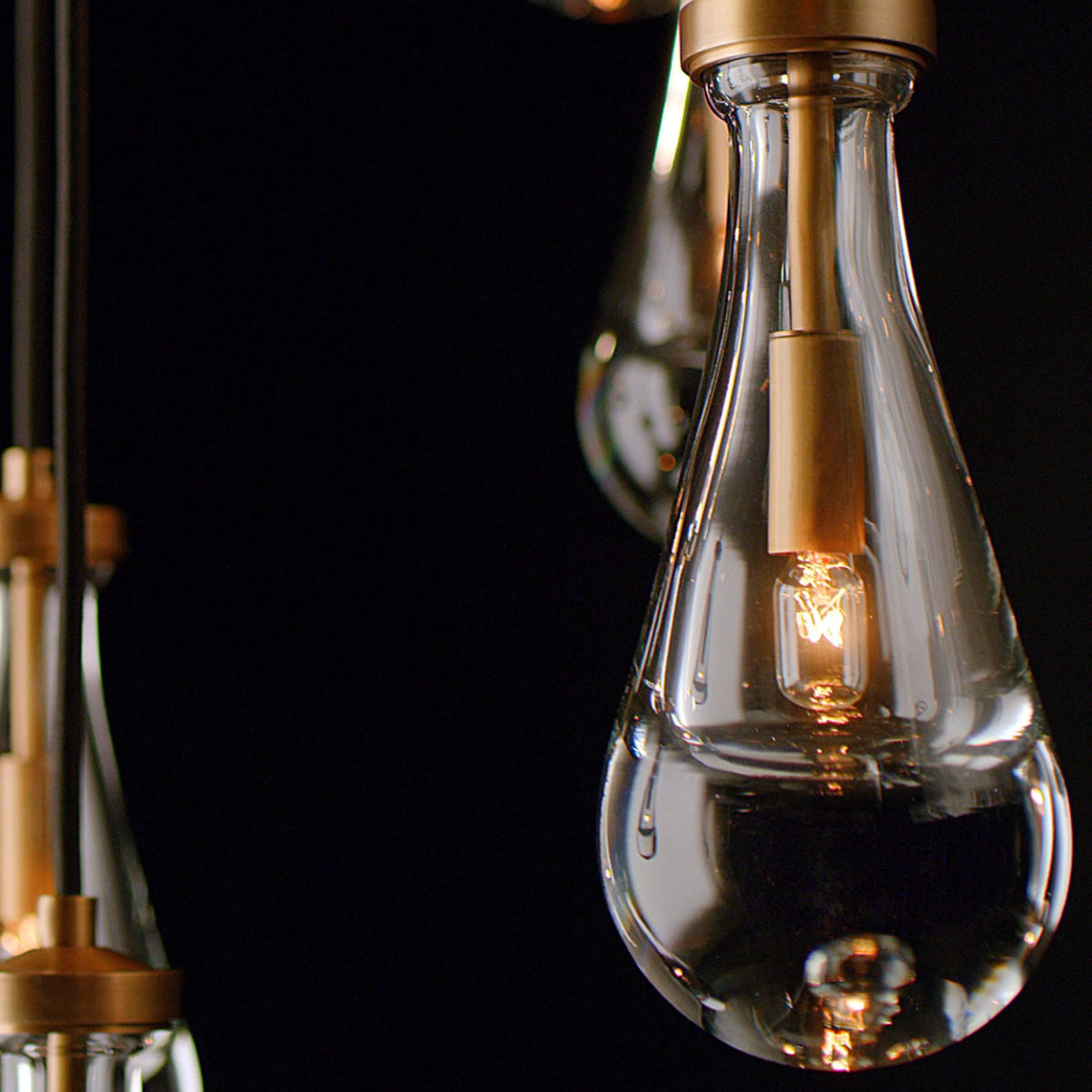 Raindrop Glass Chandelier – Glass detail 8