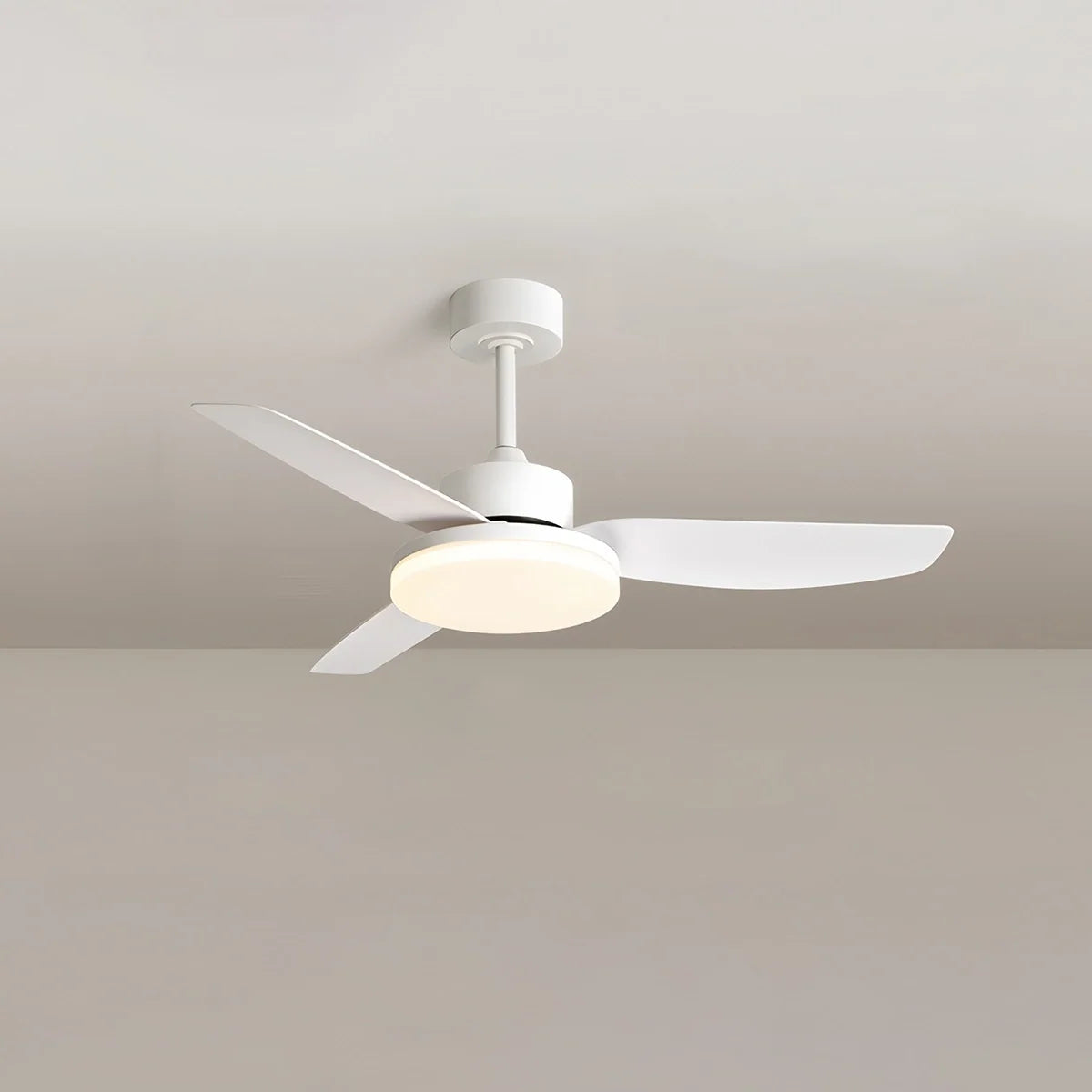 White Remote Control Ceiling Fan Light – detail 3
