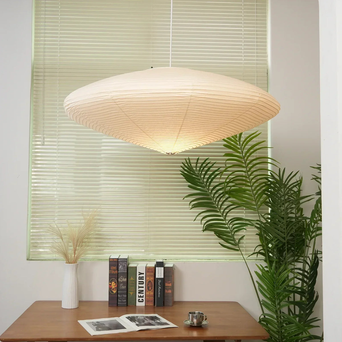 Akari Paper 26A / 21A / 15A Iron Pendant Light – Iron detail 26