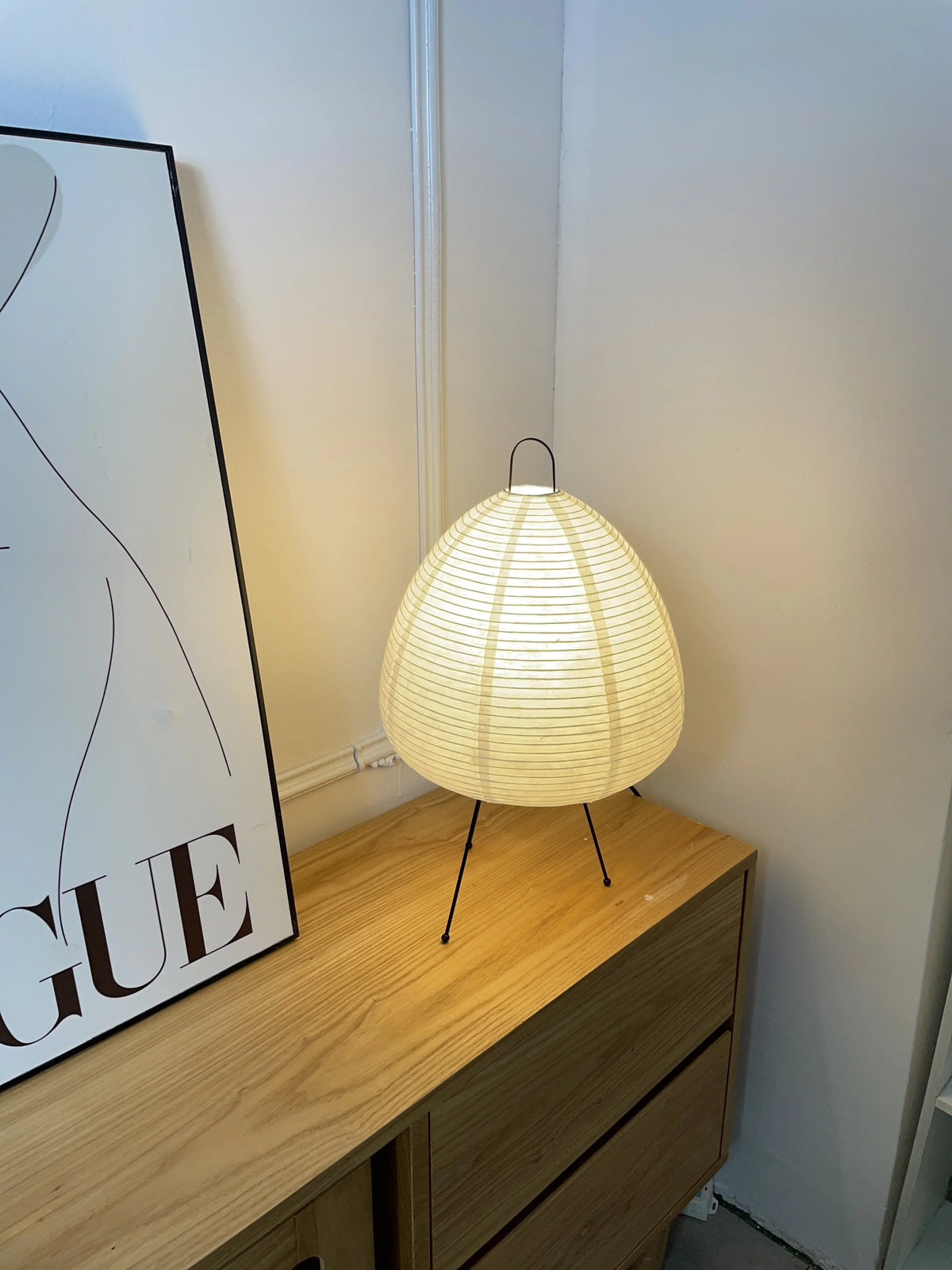 Akari Egg Shaped Paper 1A Iron Table Lamp – Iron detail 39