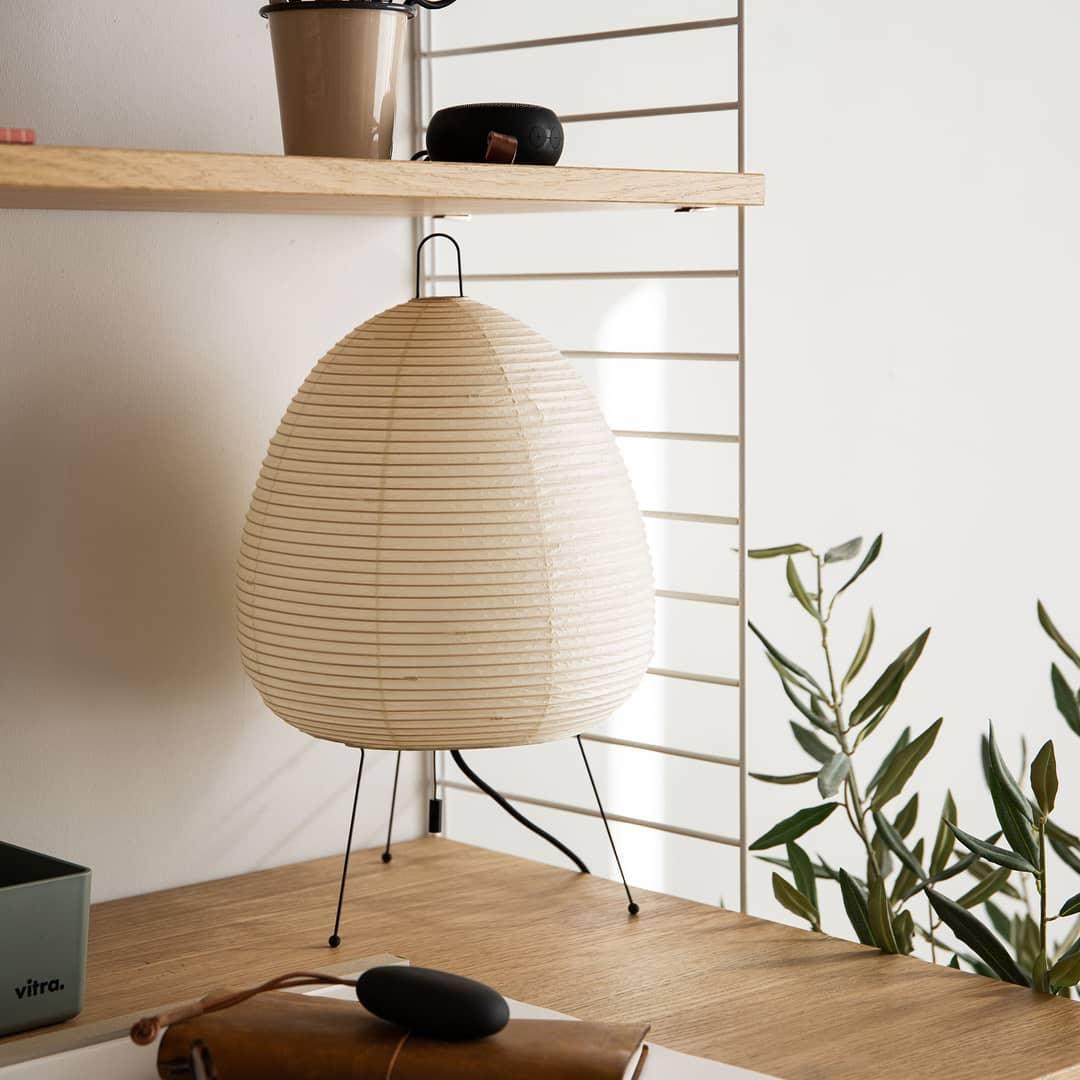 Akari Egg Shaped Paper 1A Iron Table Lamp – Iron detail 3