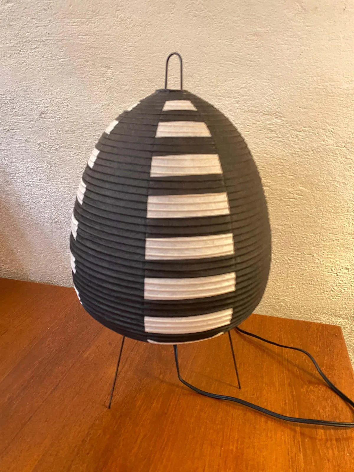 Akari Egg Shaped Paper 1A Iron Table Lamp – Iron detail 17
