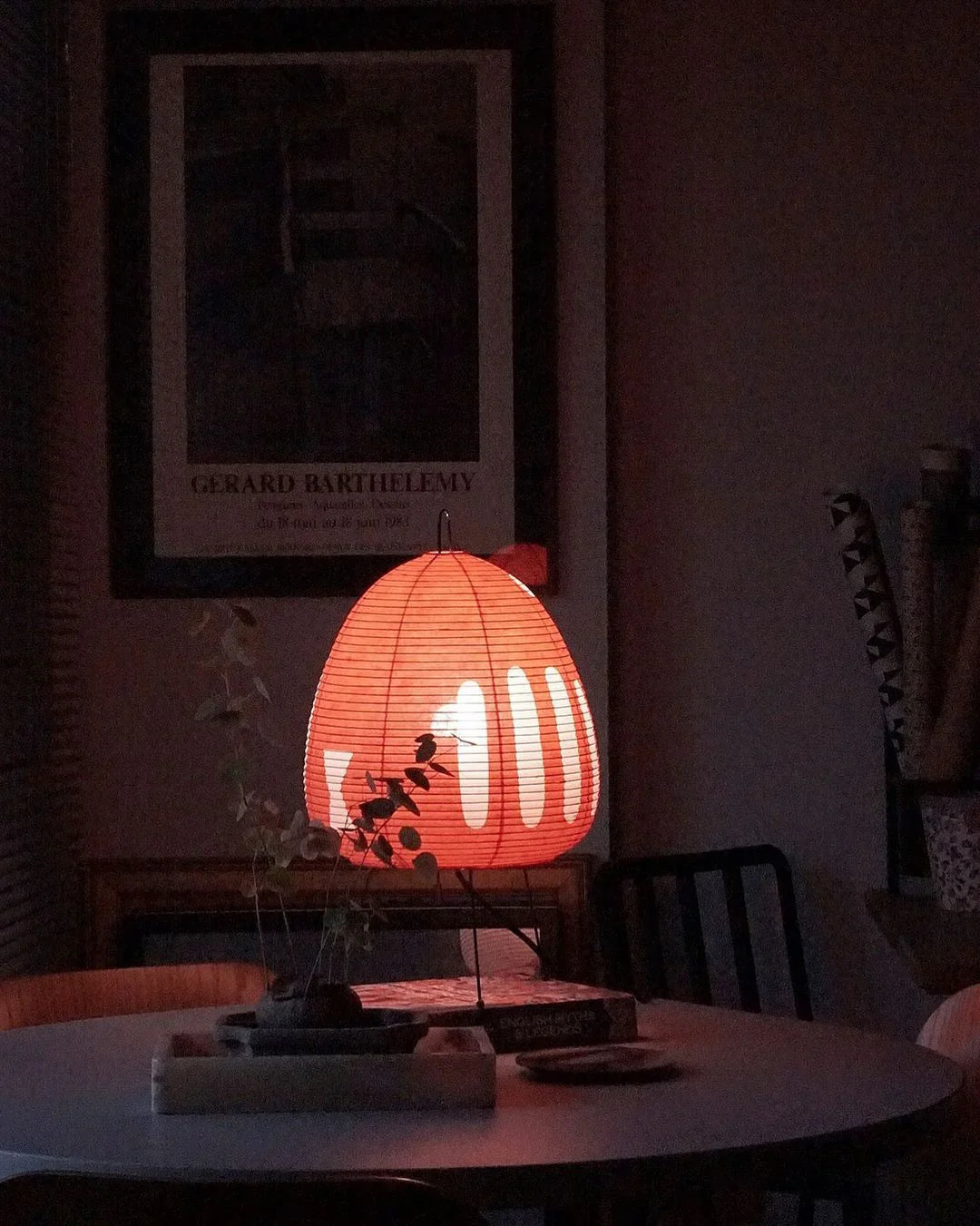 Akari Egg Shaped Paper 1A Iron Table Lamp – Iron detail 31