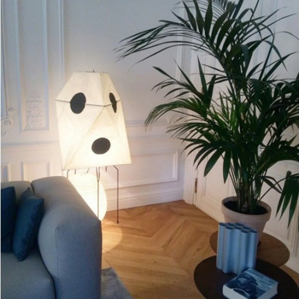 Akari Polyhedral Paper UF3-Q Iron Floor Lamp – Iron detail 8