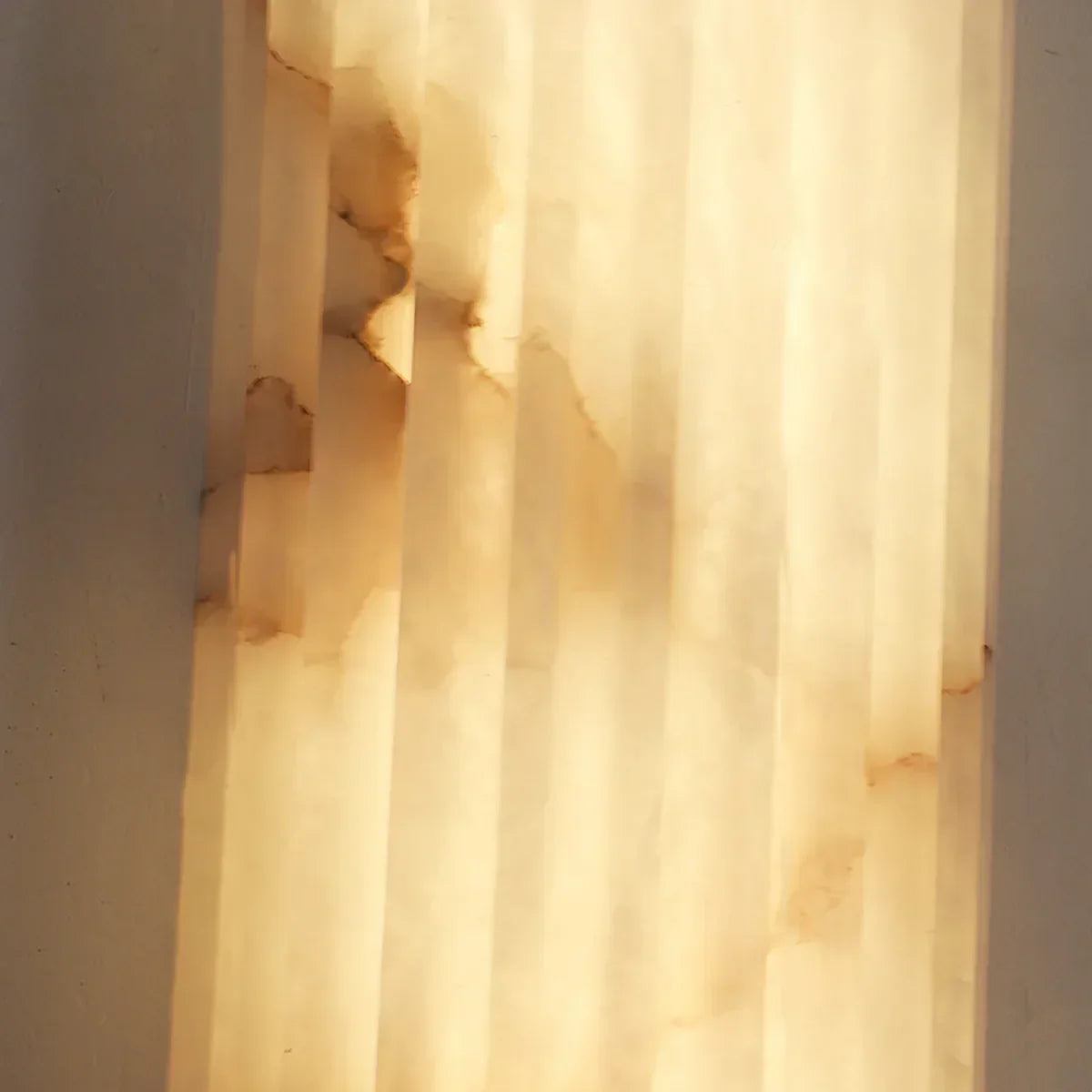Alabaster Alvia Striped Wall Light – Alabaster detail 19
