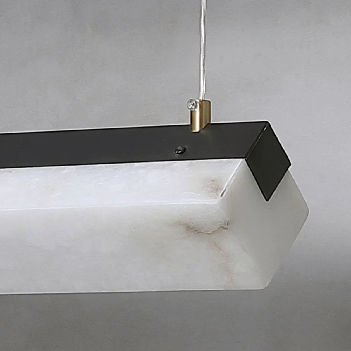 Alabaster Brick Linear Pendant Light – Alabaster detail 16