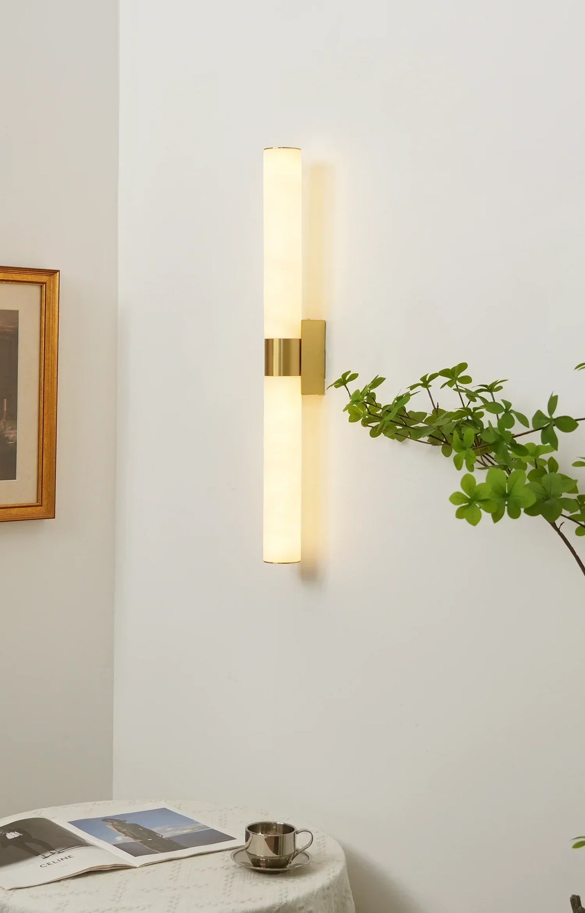 Cylindrical Alabaster Line Wall Light – Alabaster detail 10