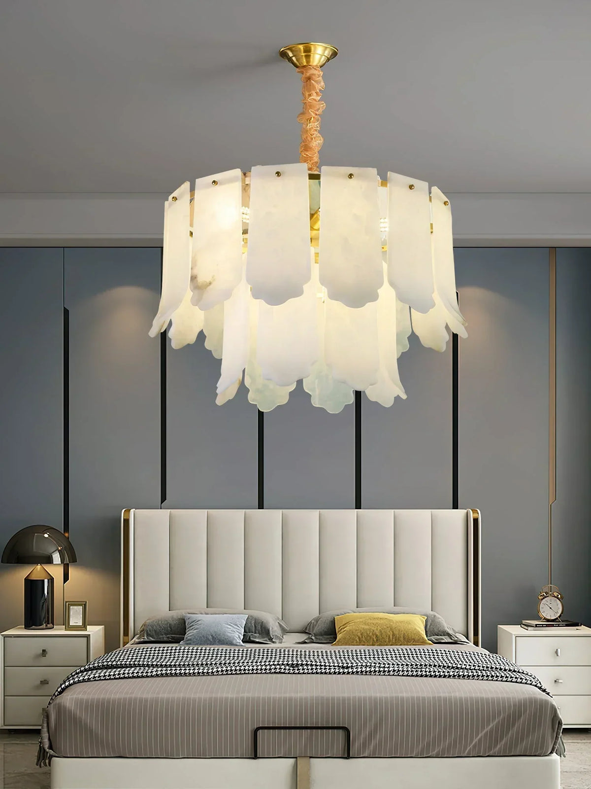 Alabaster Elba Brass Chandelier – Alabaster detail 9