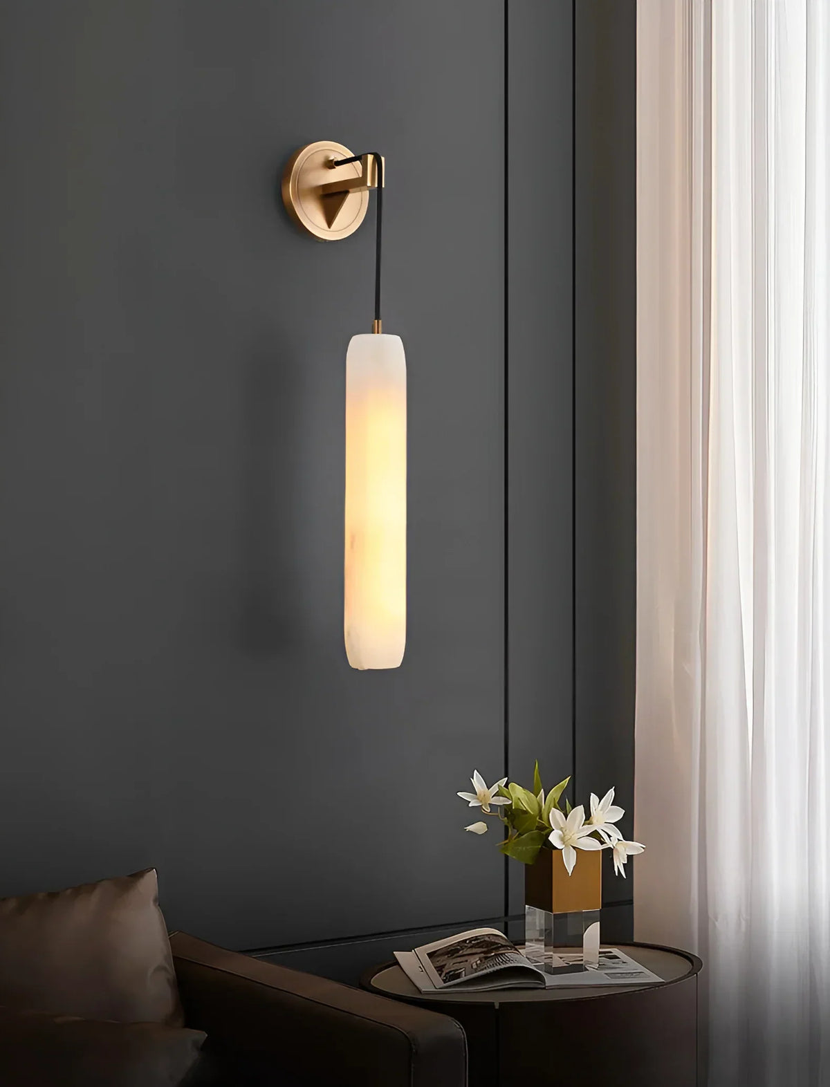 Alabaster Flute Wall Lamp – Alabaster detail 12