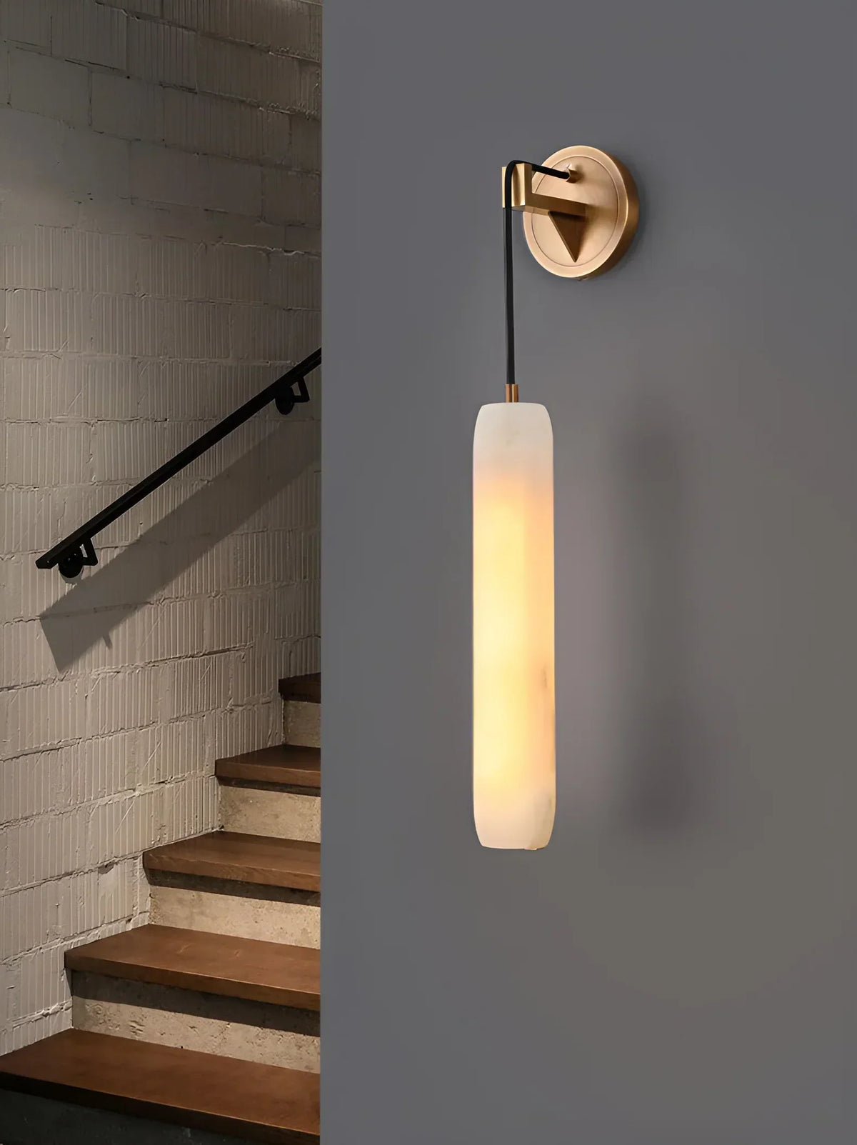 Alabaster Flute Wall Lamp – Alabaster detail 17