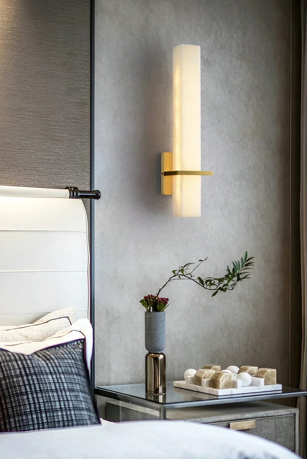 Rectangle Alabaster Milan Wall Sconce – Alabaster detail 6