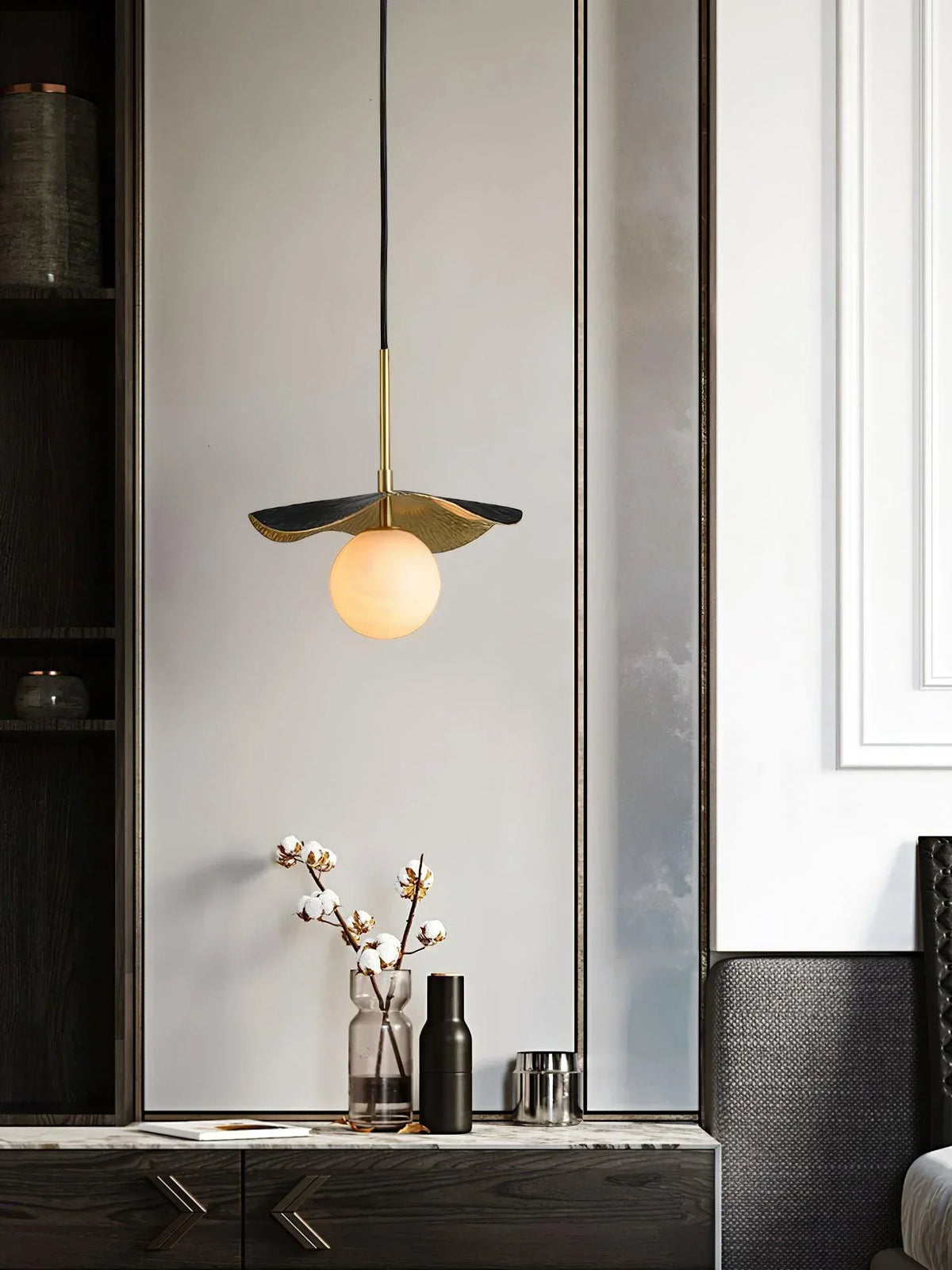 Alabaster Montera Brass Pendant Light – Alabaster detail 5