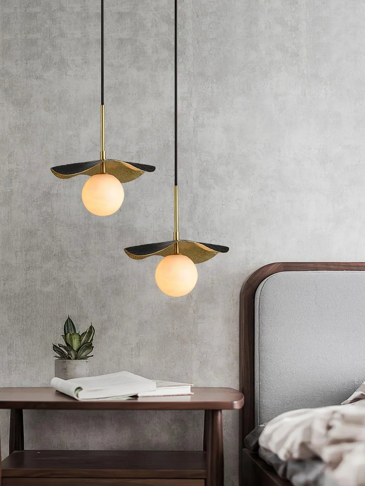 Alabaster Montera Brass Pendant Light – Alabaster detail 6
