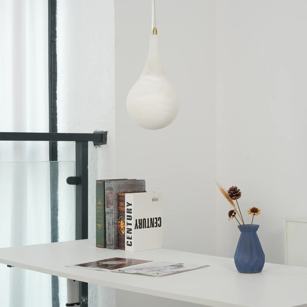 Alabaster Raindrop Pendant Light – Alabaster detail 15