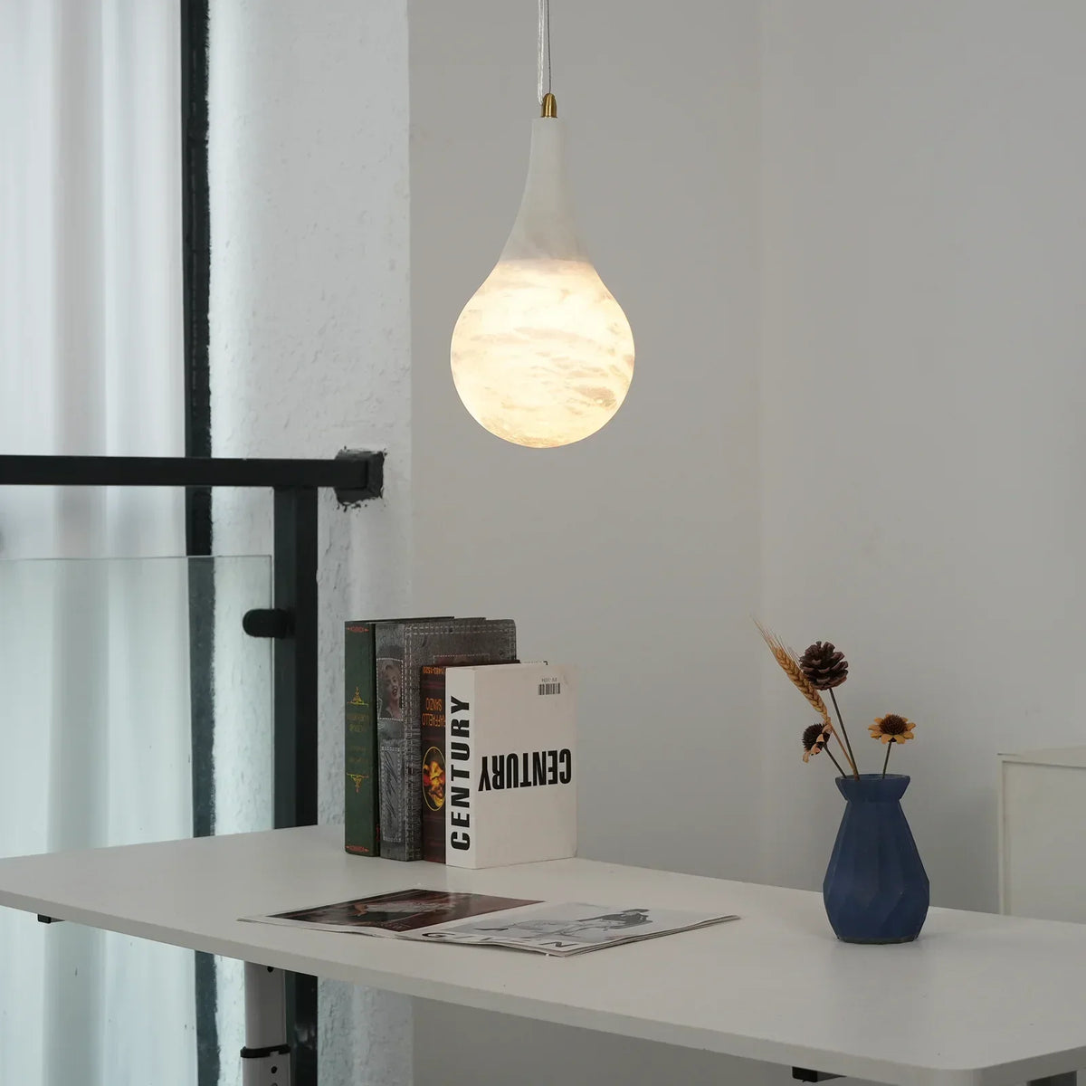 Alabaster Raindrop Pendant Light – Alabaster detail 7