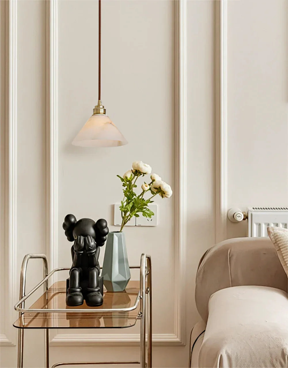 Alabaster Triangle Cone Pendant Light – Alabaster detail 6
