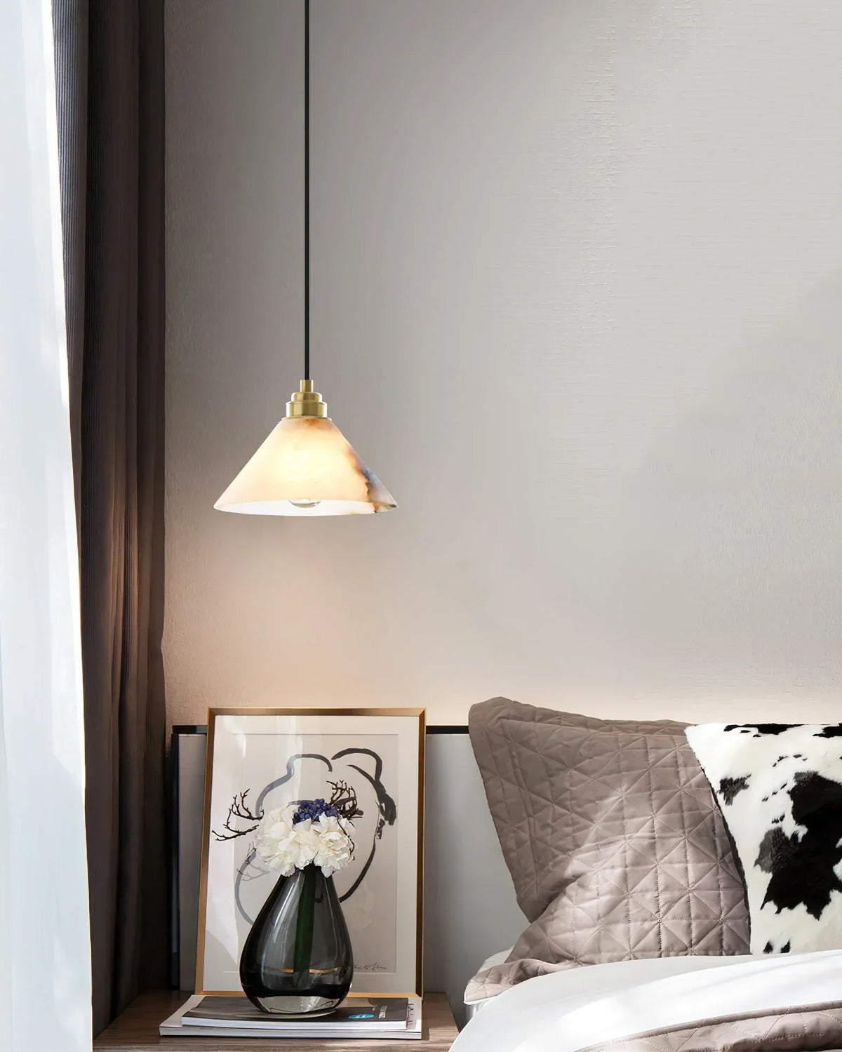 Alabaster Triangle Cone Pendant Light – Alabaster detail 3