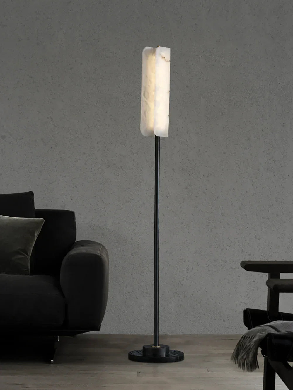 Alabaster Years Brass Floor Lamp – Alabaster detail 9