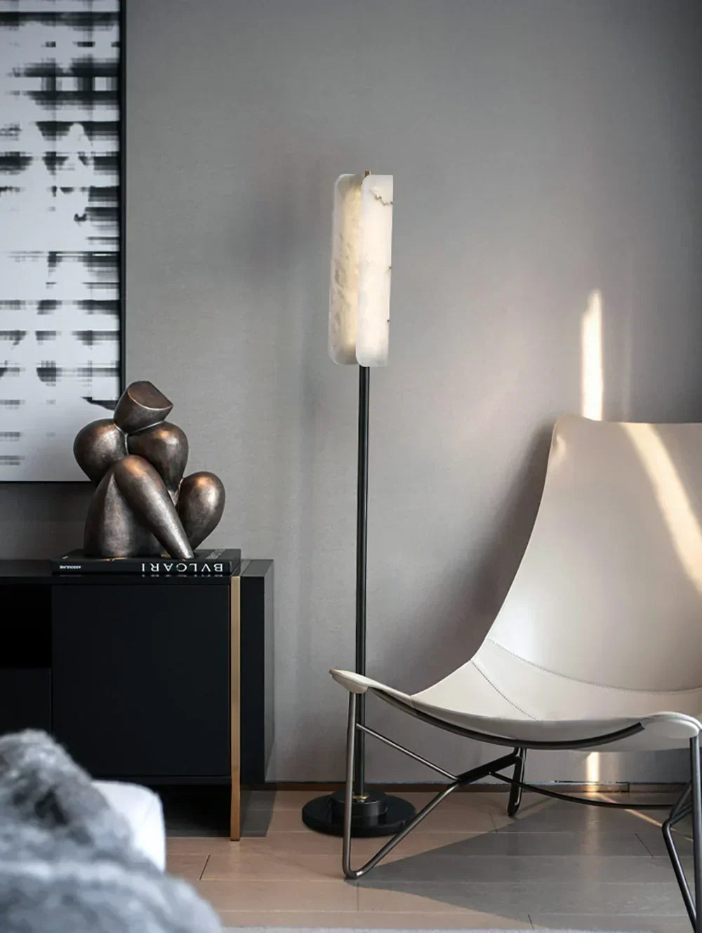 Alabaster Years Brass Floor Lamp – Alabaster detail 8