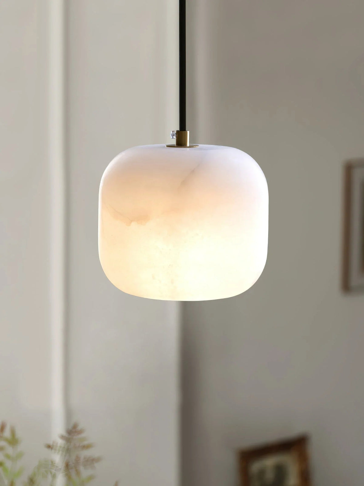 Alabaster Bedside Pendant Light – Alabaster detail 9