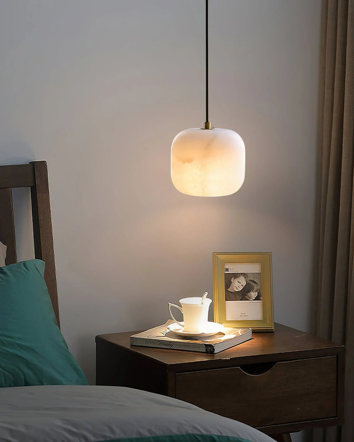 Alabaster Bedside Pendant Light – Alabaster detail 17