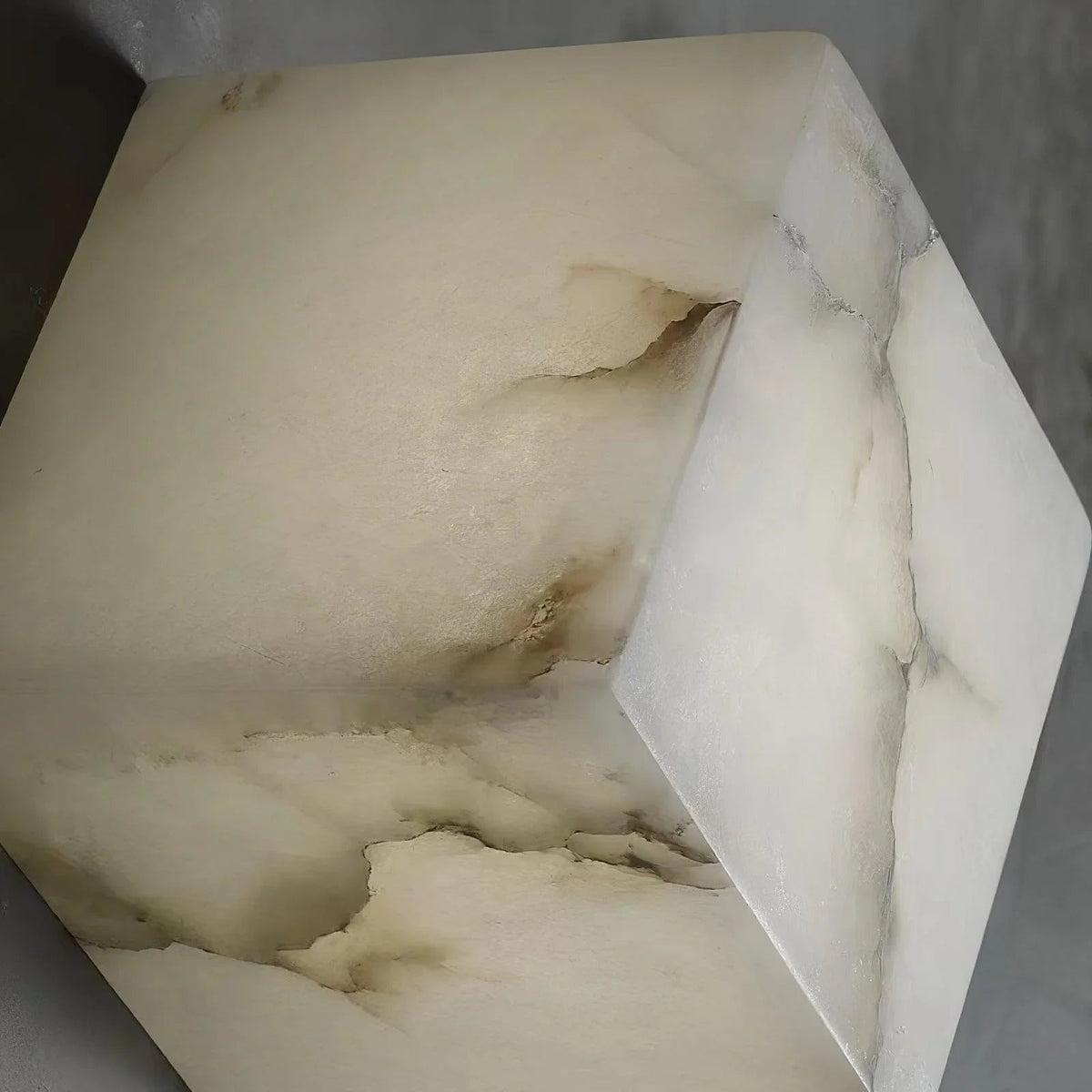Alabaster Box Chandelier – Alabaster detail 28