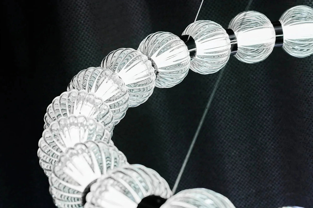 Amulet Glass Chandelier A – Glass detail 21