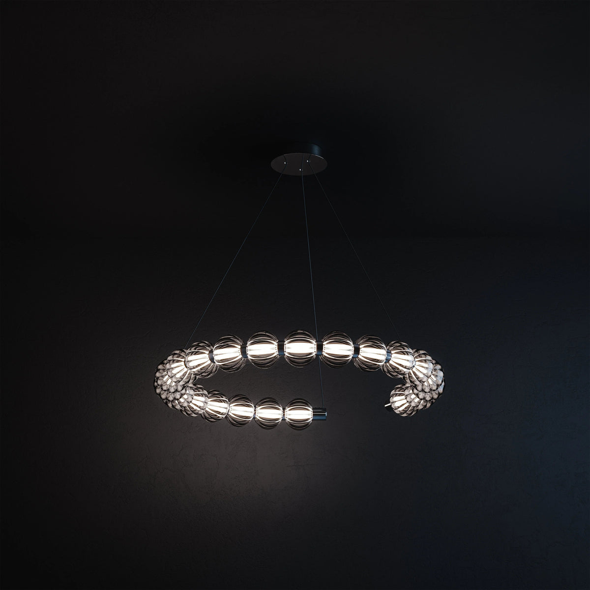 Amulet Glass Chandelier A – Glass detail 9