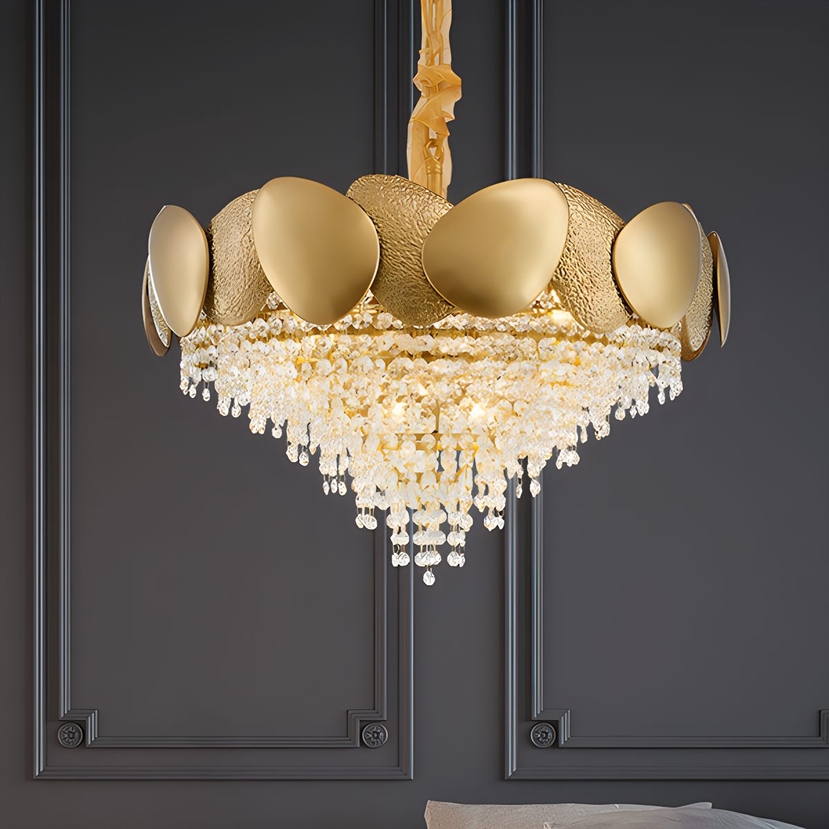 Luxurious Crystal Golden Chandelier – Crystal detail 10