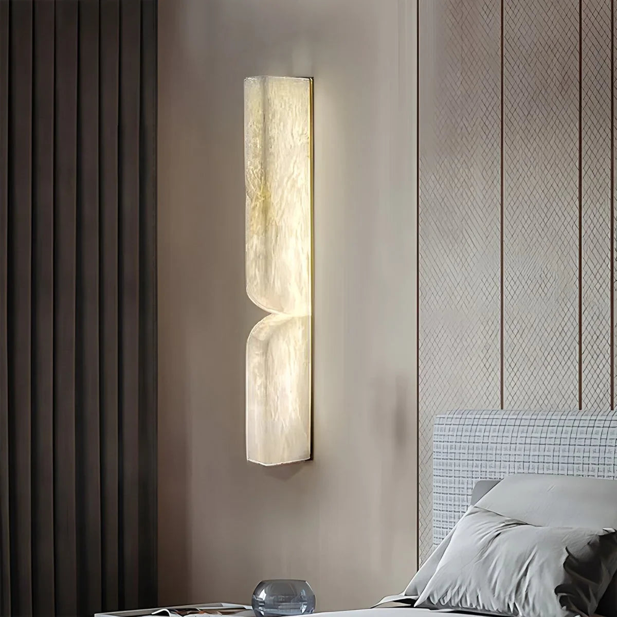 Light Spanish Alabaster Wall Sconce for Hallway – Alabaster detail 12