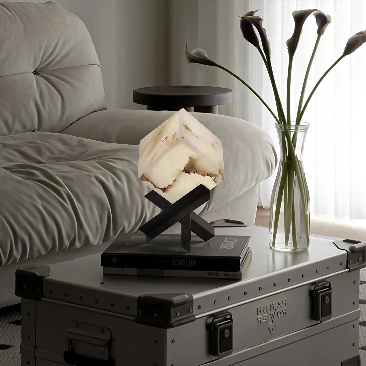 Light Study Square Spanish Alabaster Table Lamp – Alabaster detail 7