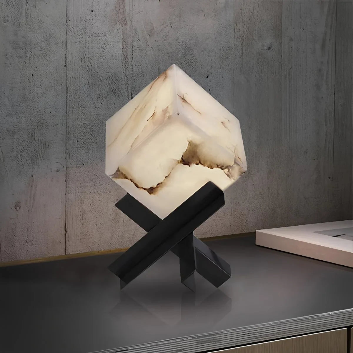 Light Study Square Spanish Alabaster Table Lamp – Alabaster detail 9