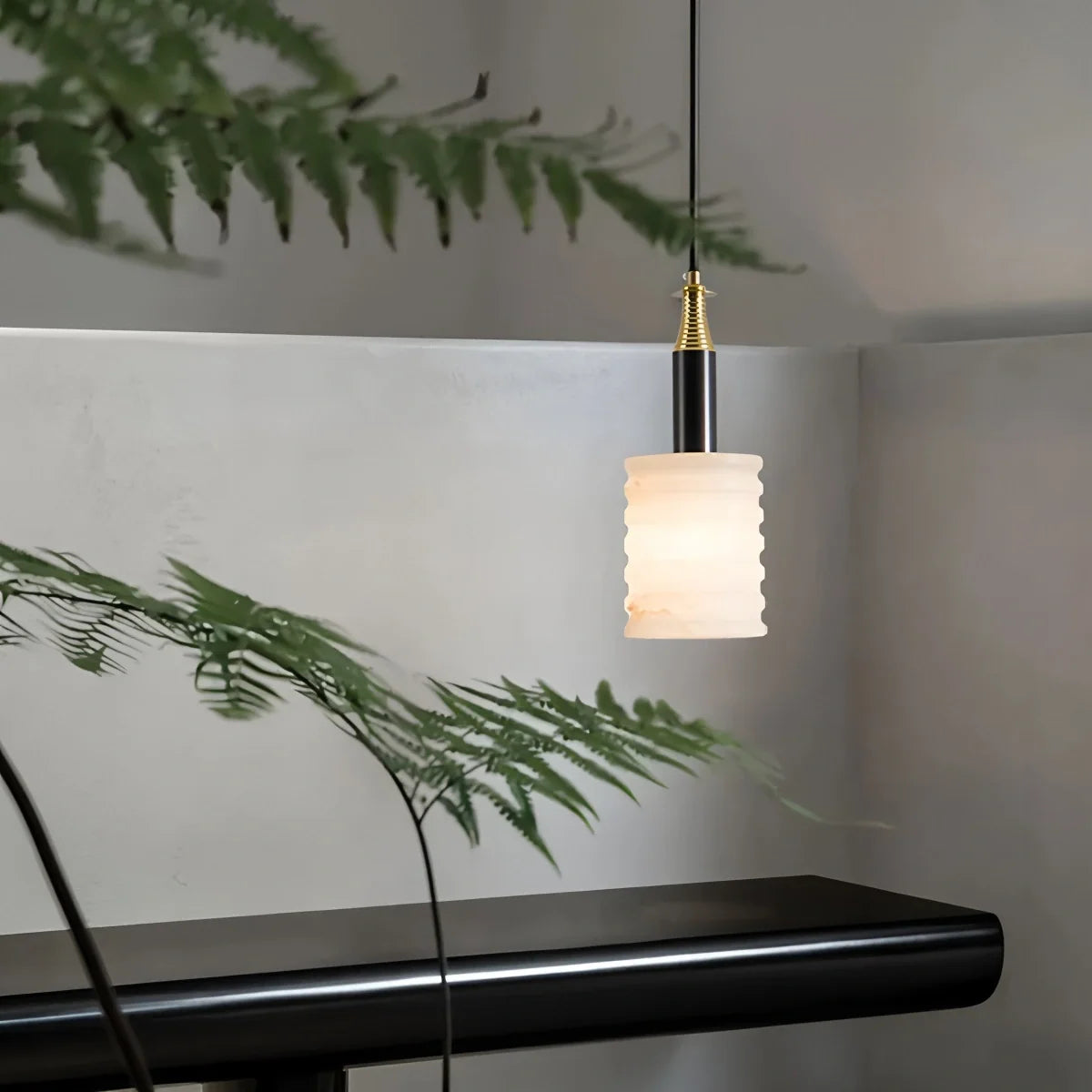 Cylindrical Spanish Alabaster Bedside Pendant Light – Alabaster detail 7