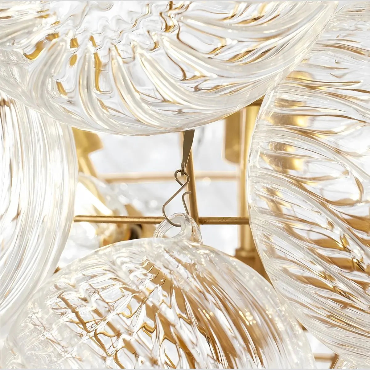 Vortex Glass Bubble Ball Chandelier – Glass detail 21