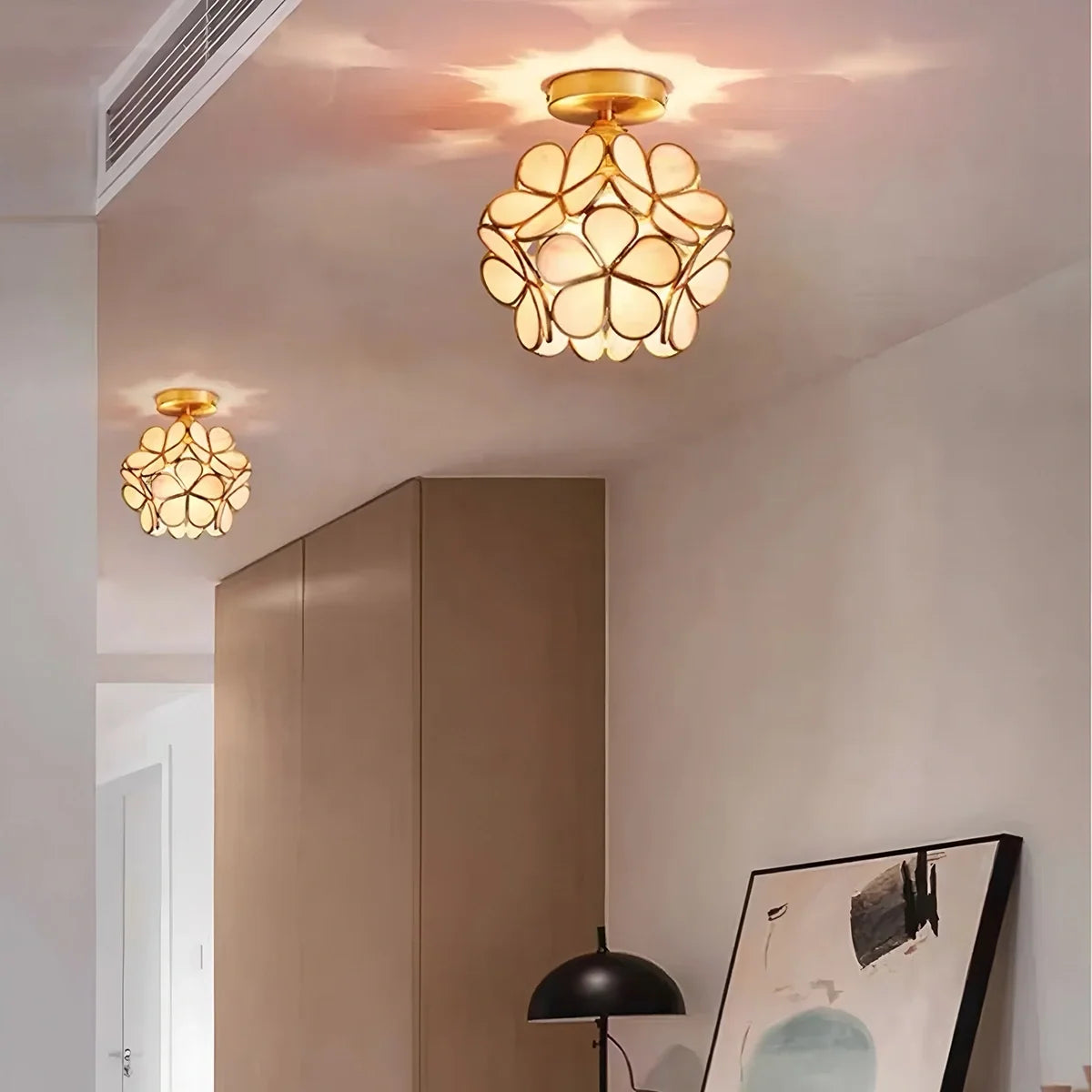European Style Copper Glass Ceiling Lamp-E – Glass detail 11