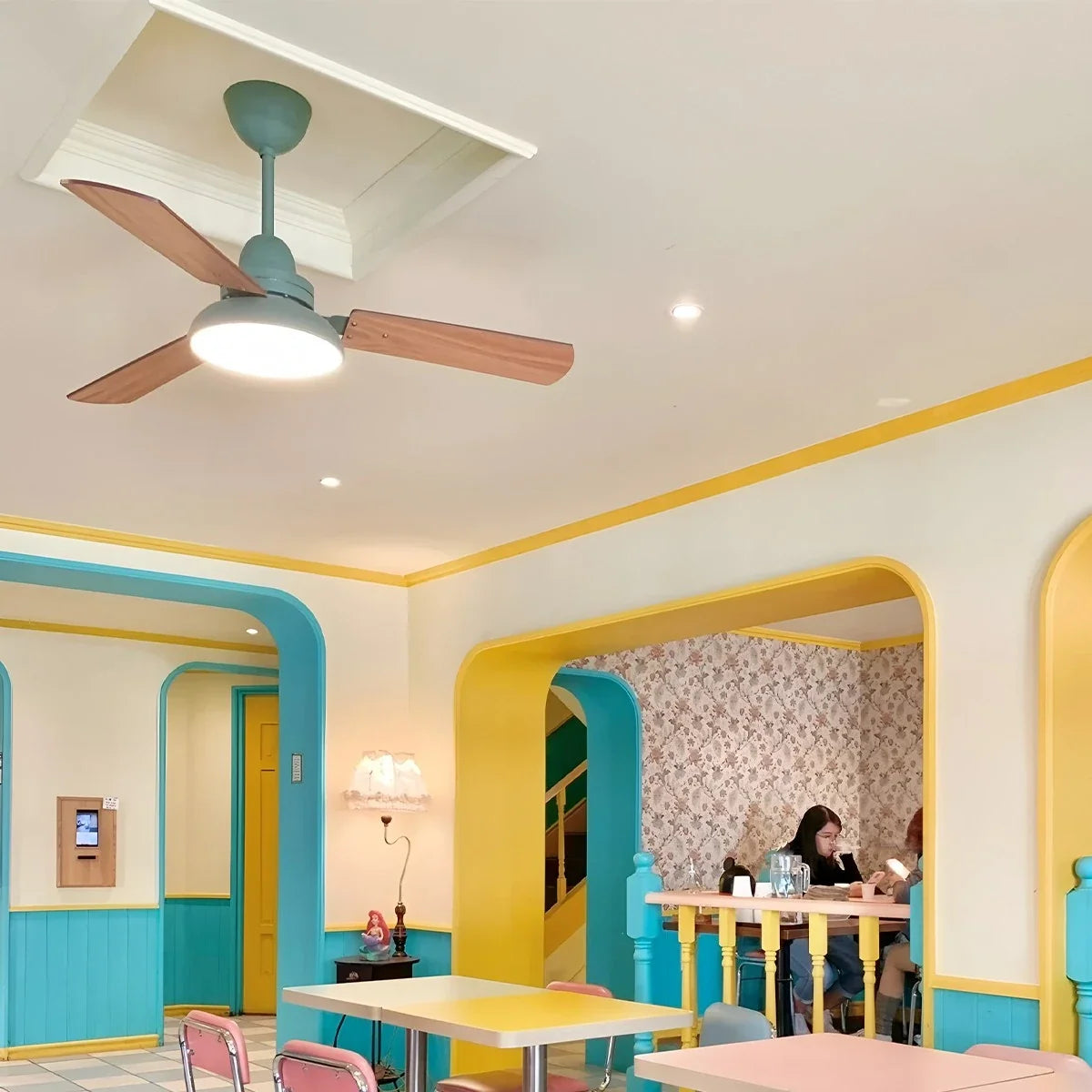 Modern Minimalist Three Leaf Ceiling Fan Light – detail 9