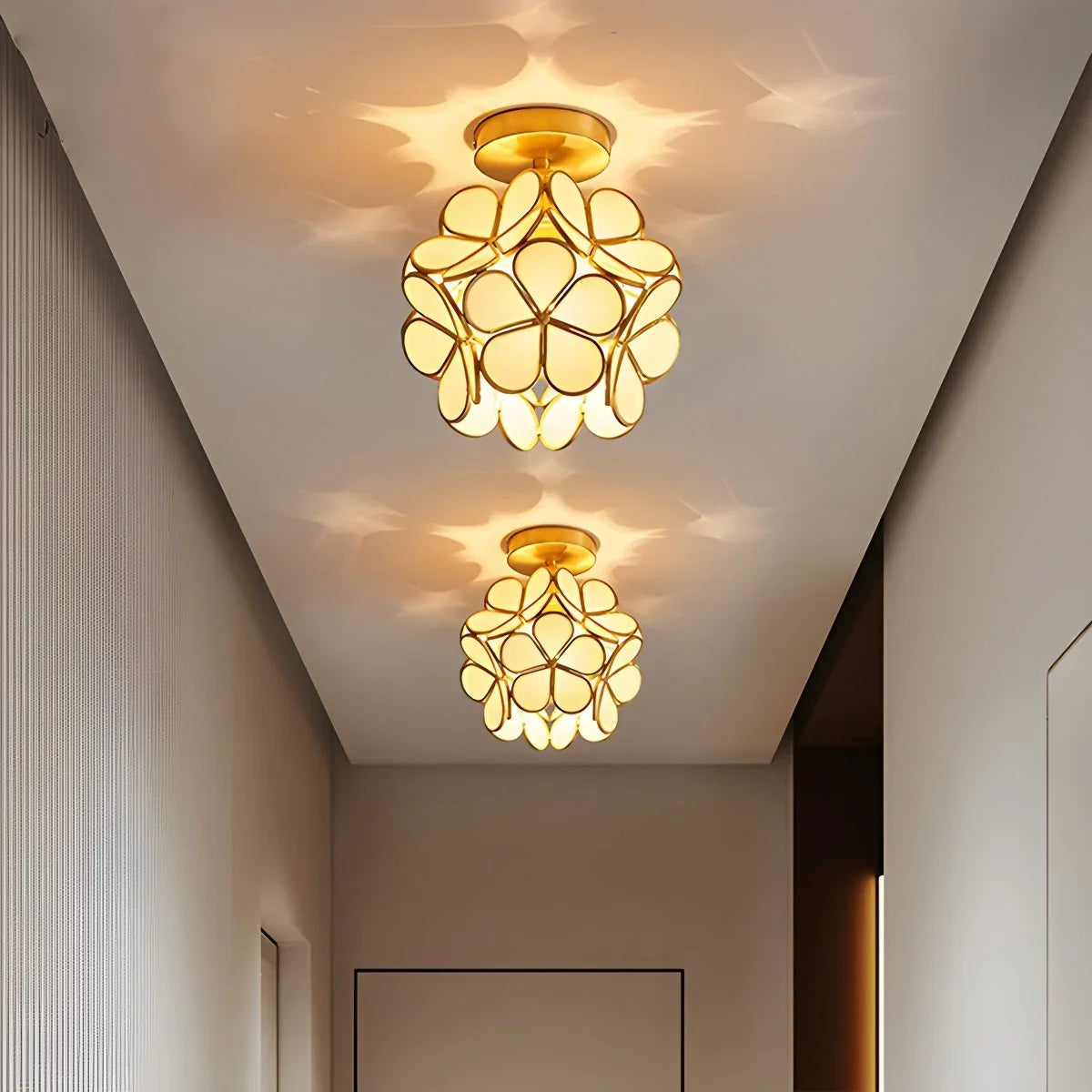 European Style Copper Glass Ceiling Lamp-E – Glass detail 15
