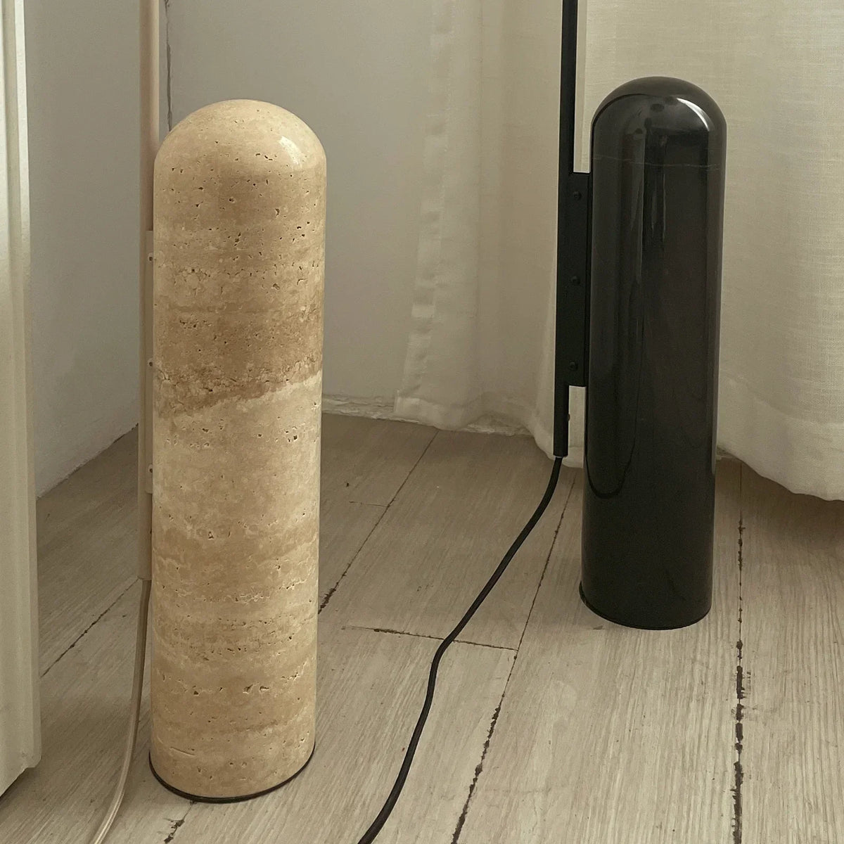 Arum Duckbill Travertine Floor Lamp – Travertine detail 12