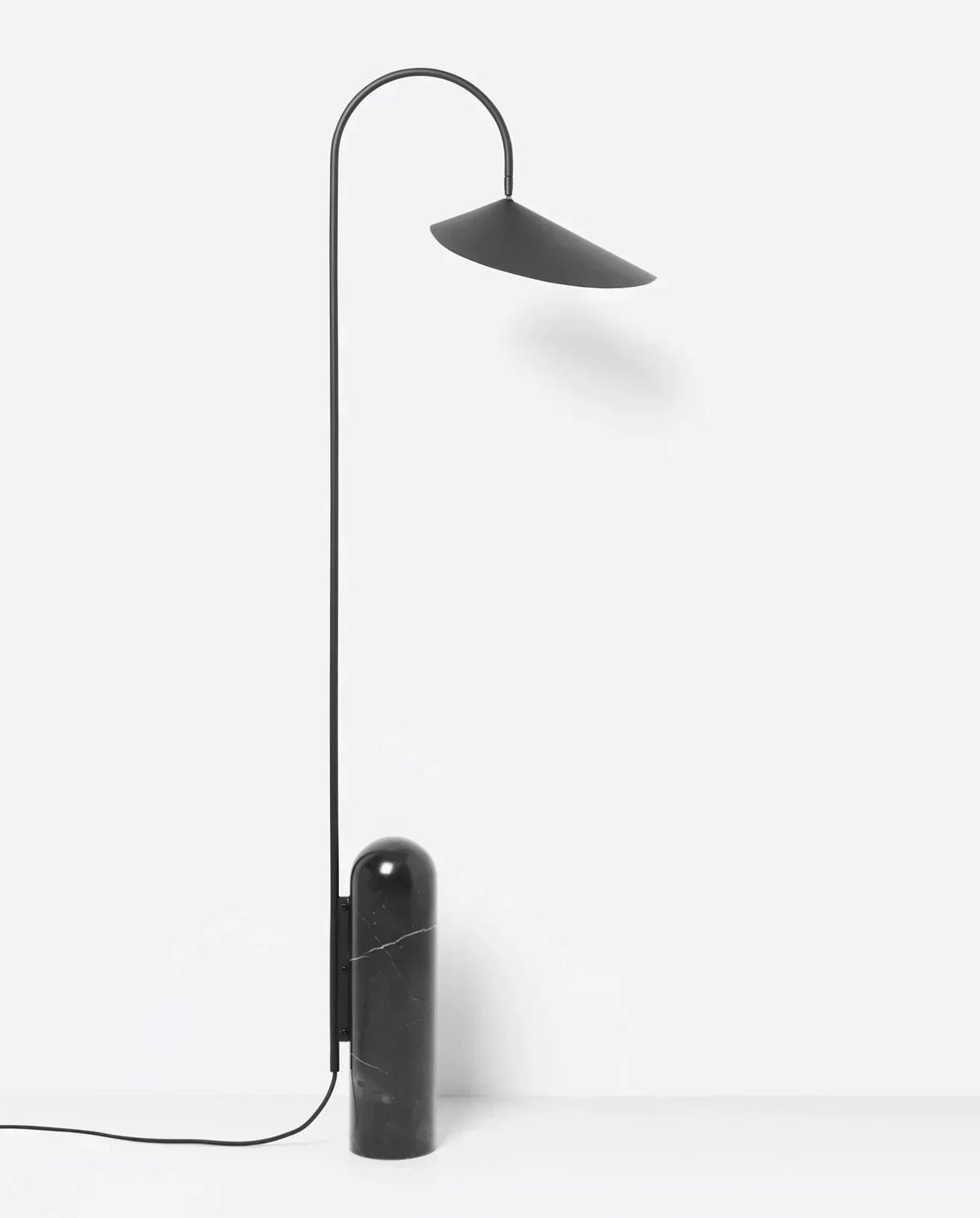 Arum Duckbill Travertine Floor Lamp – Travertine detail 14