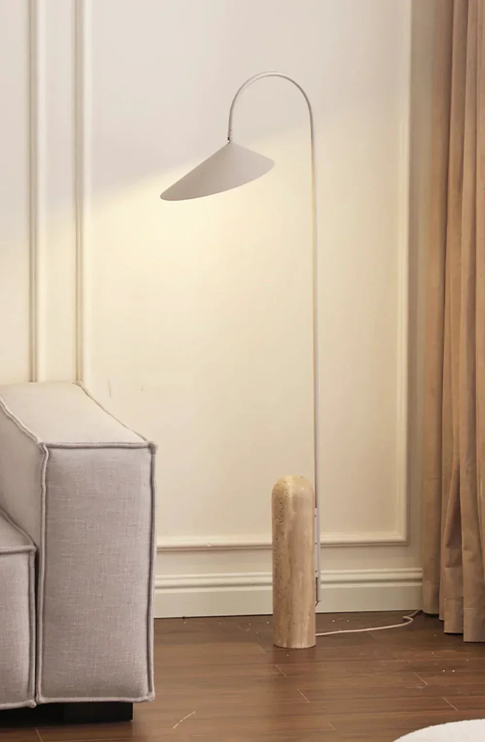 Arum Duckbill Travertine Floor Lamp – Travertine detail 4