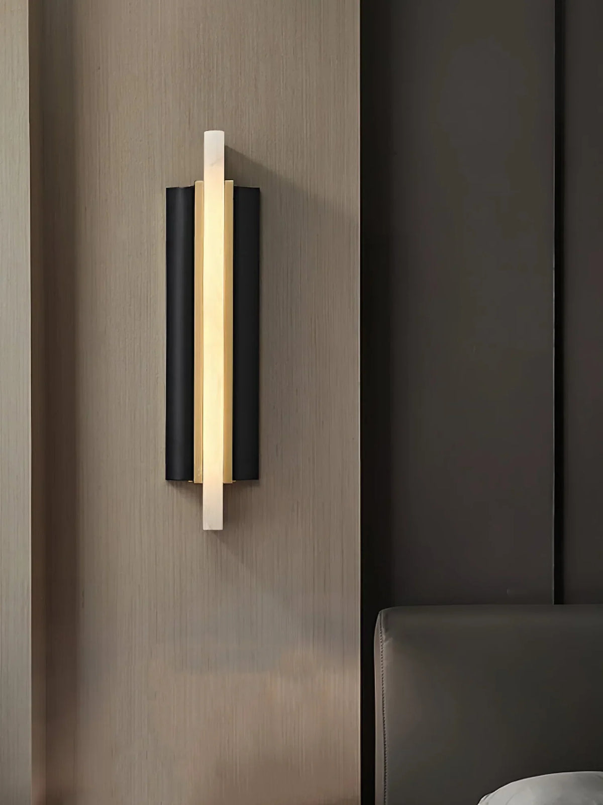 Blade Alabaster Wall Lamp – Alabaster detail 9
