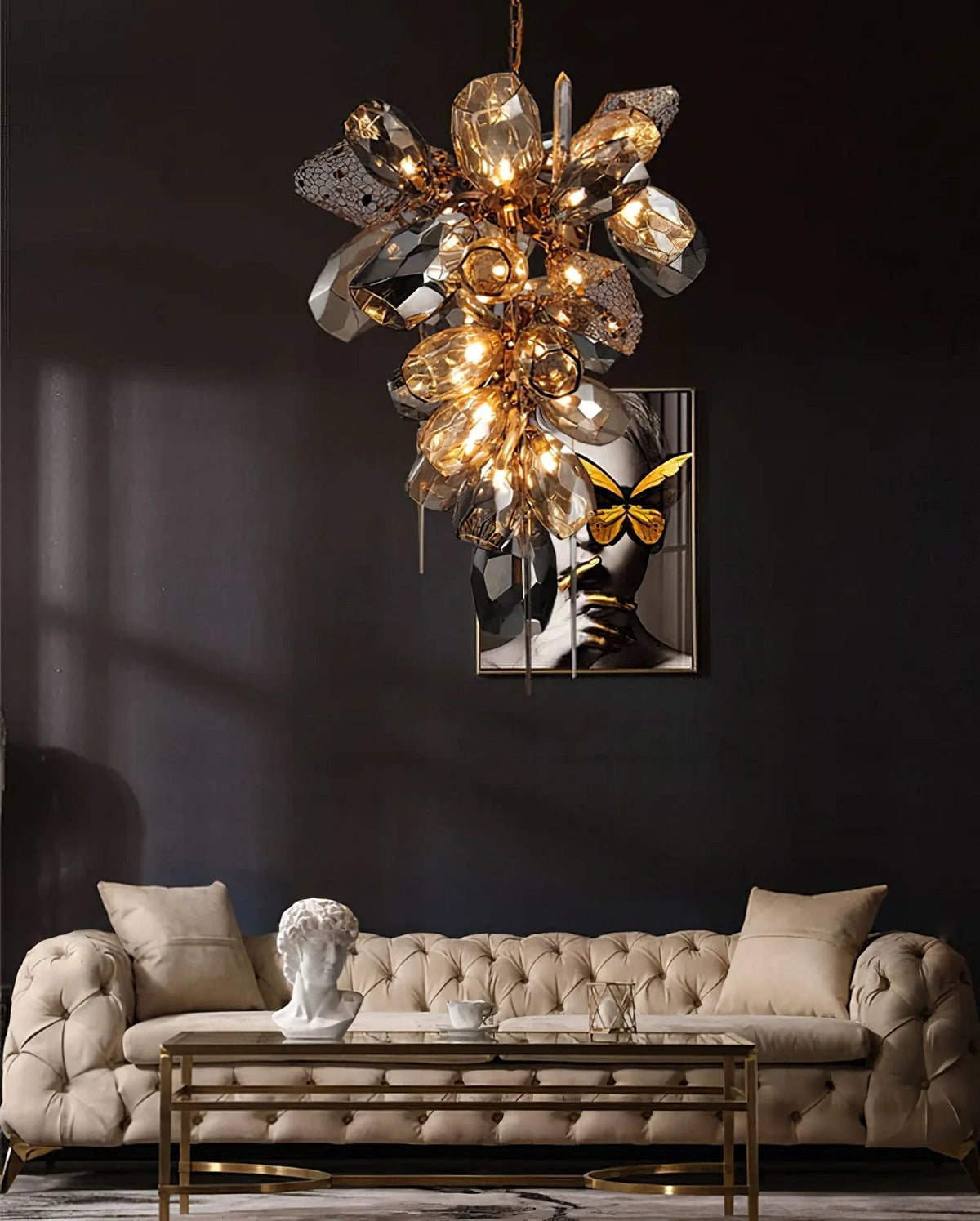 Britannica Glass Chandelier Horizontal – Glass detail 12