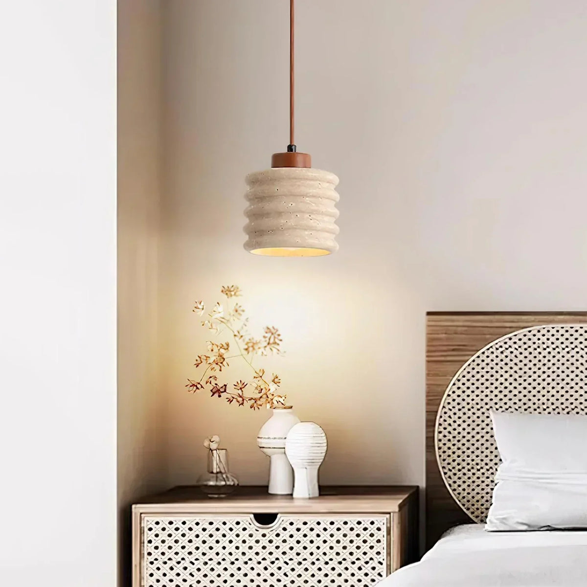Candeeiro Column Travertine Pendant Lamp – Travertine detail 2