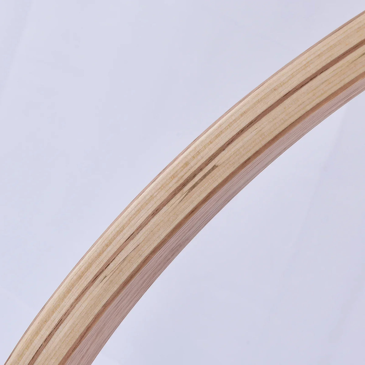 Caprani Wood Floor Lamp – Wood detail 17