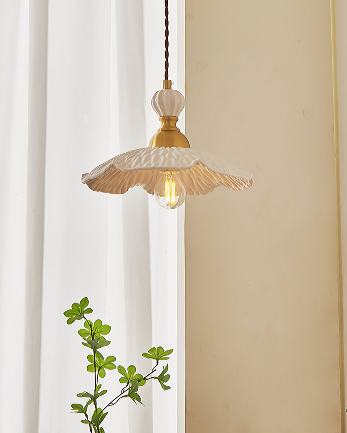 Chrasy Ceramics Pendant Lamp for Dining Area